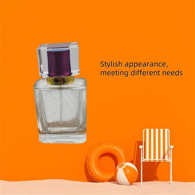 Flacon de parfum carré plat de 50 ml